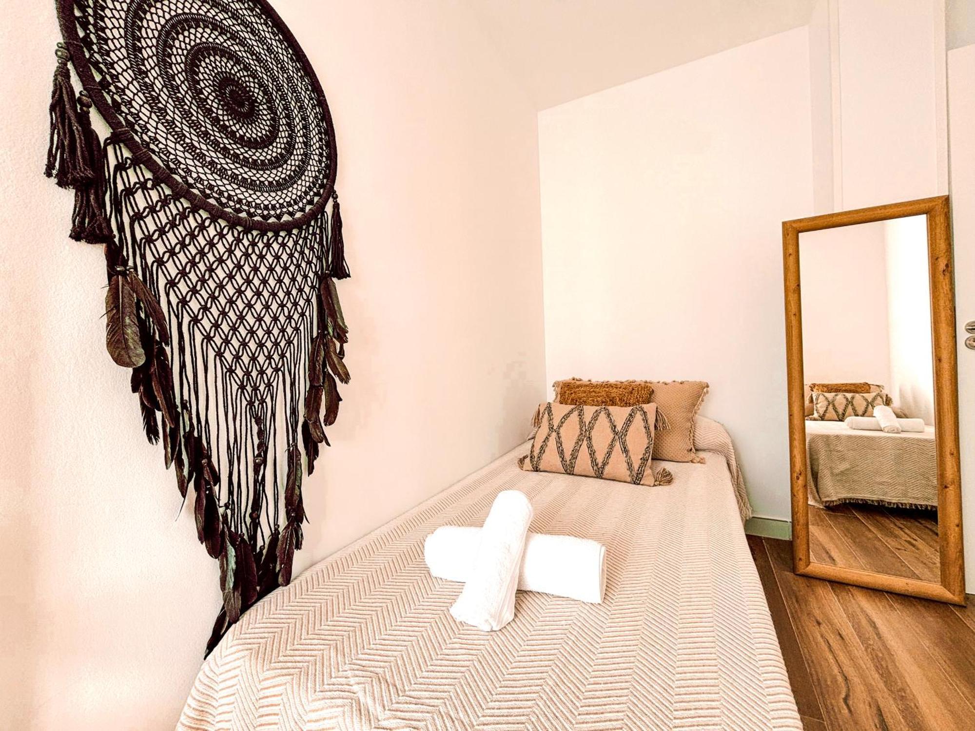 Chakra House Fuerteventura - Affordable Rooms In A Cozy Guesthouse Corralejo Exterior photo