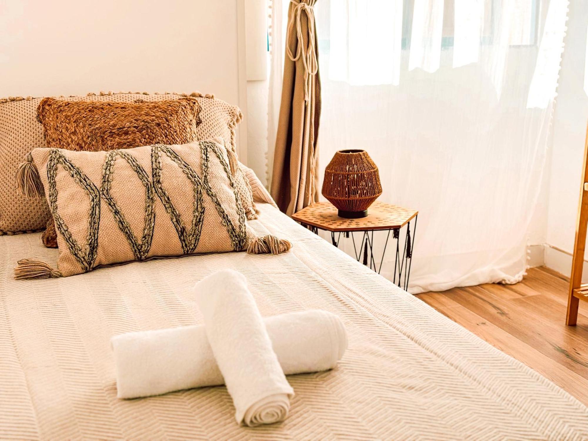 Chakra House Fuerteventura - Affordable Rooms In A Cozy Guesthouse Corralejo Exterior photo