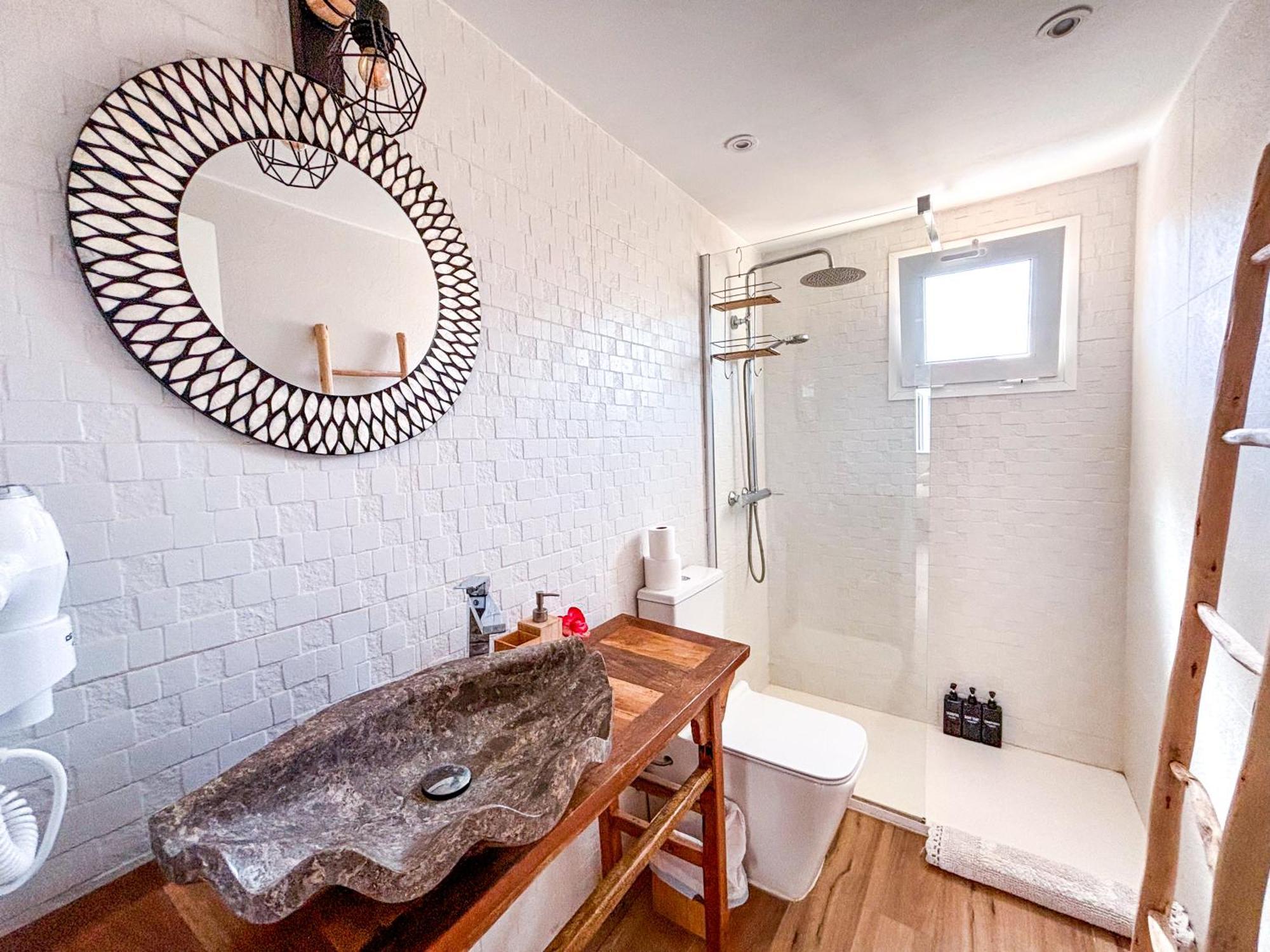 Chakra House Fuerteventura - Affordable Rooms In A Cozy Guesthouse Corralejo Exterior photo