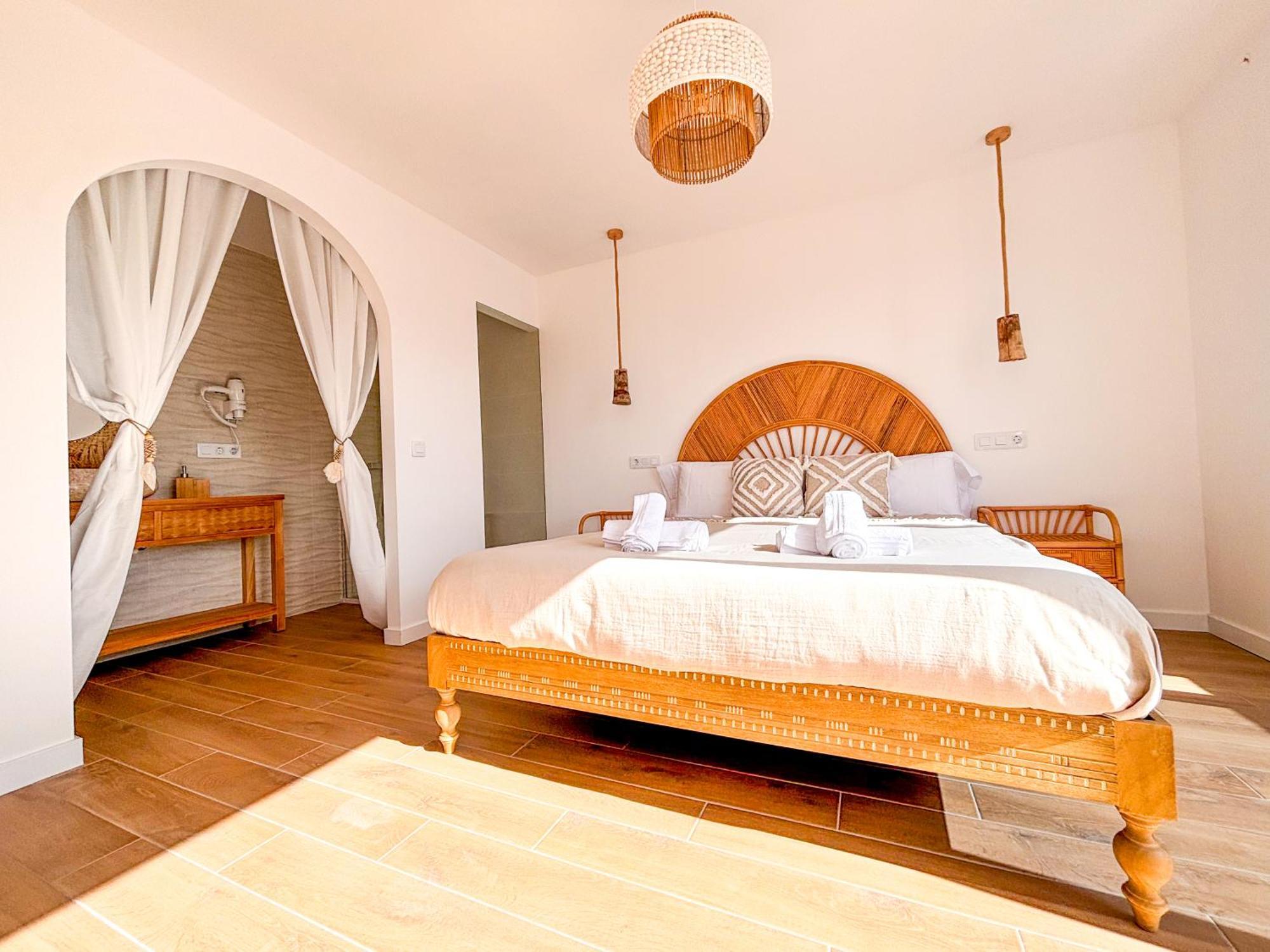 Chakra House Fuerteventura - Affordable Rooms In A Cozy Guesthouse Corralejo Exterior photo