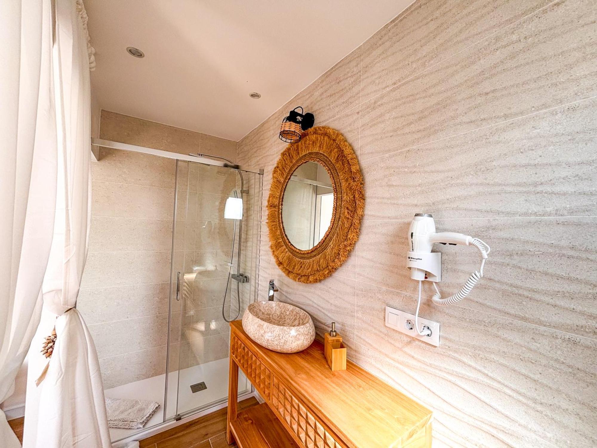 Chakra House Fuerteventura - Affordable Rooms In A Cozy Guesthouse Corralejo Exterior photo